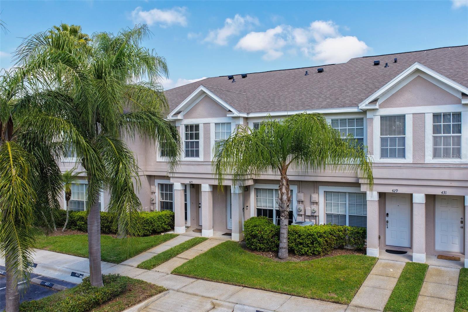 Image 29 of 31 For 425 Kensington Lake Circle