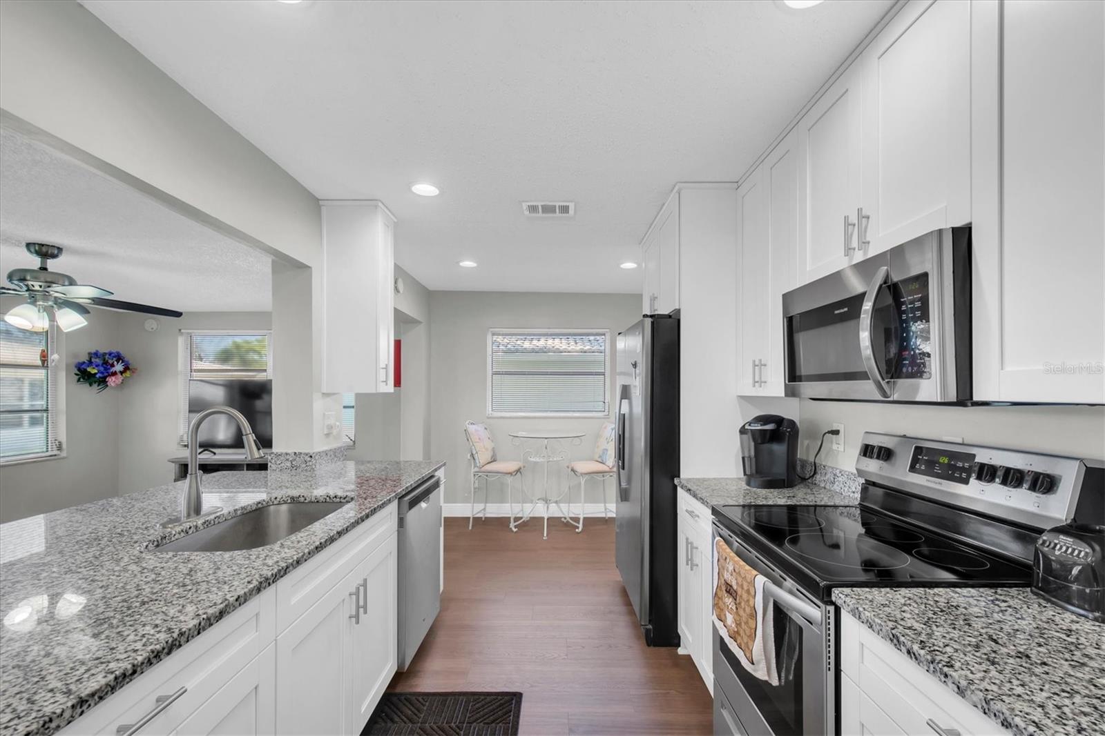 Image 4 of 39 For 4526 101st Avenue N