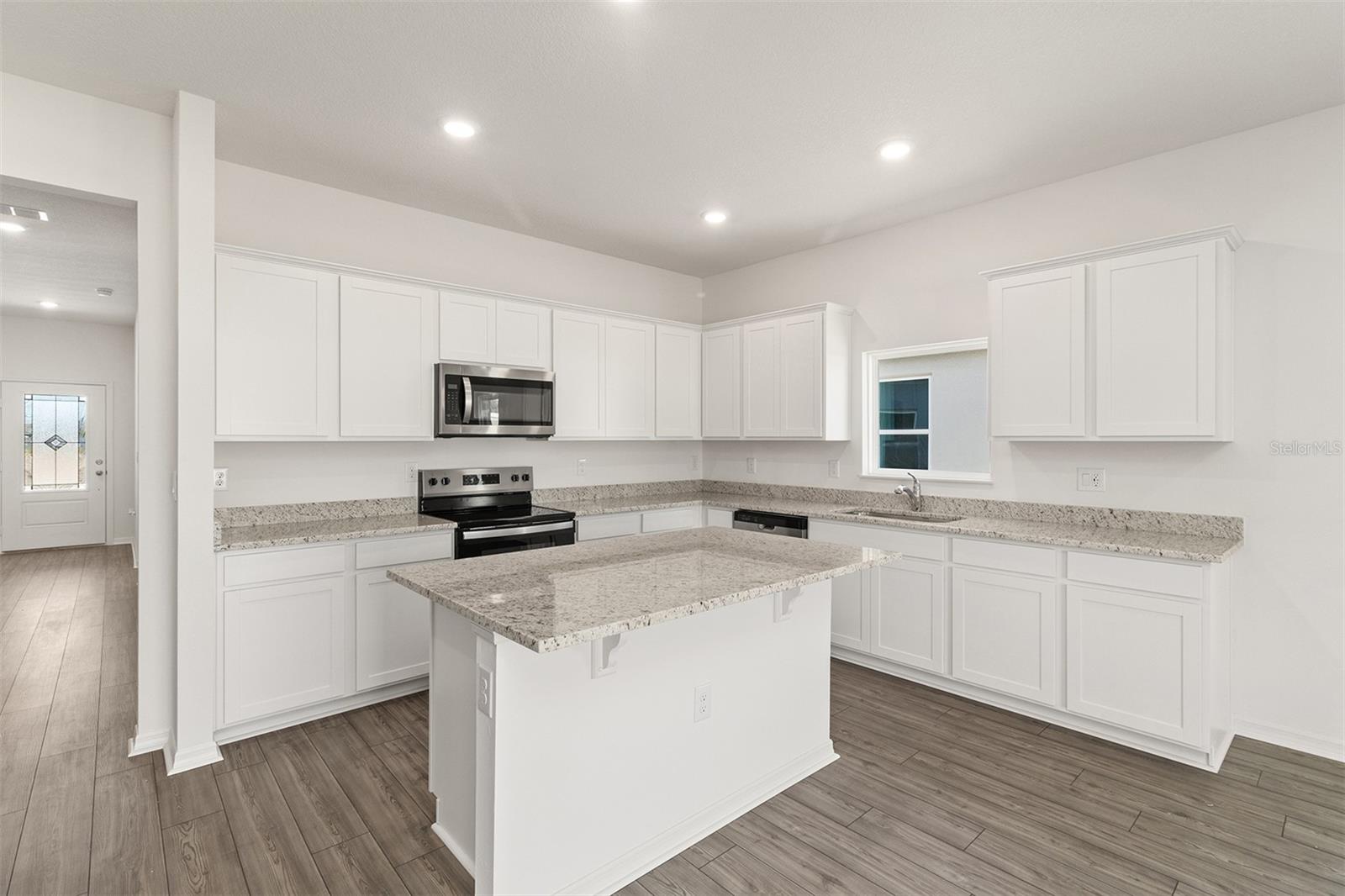 Image 8 of 19 For 1629 Nantucket Way