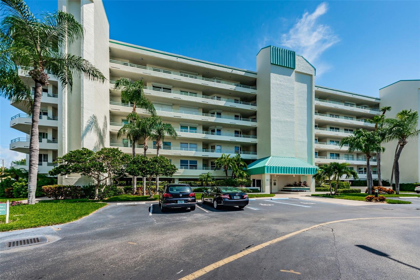 Image 39 of 97 For 7979 Sailboat Key Boulevard S 205