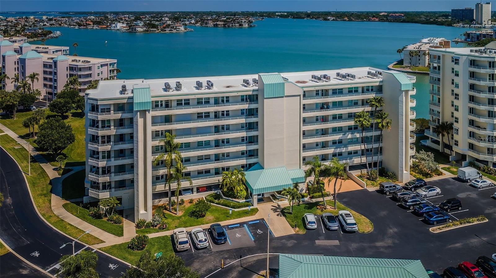 Image 41 of 97 For 7979 Sailboat Key Boulevard S 205