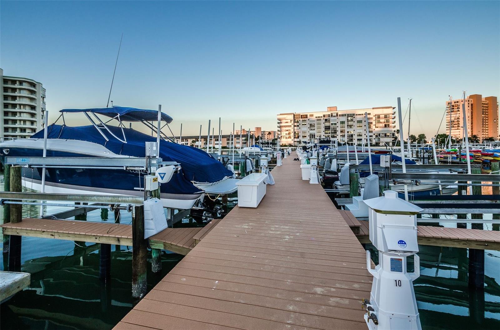 Image 56 of 97 For 7979 Sailboat Key Boulevard S 205