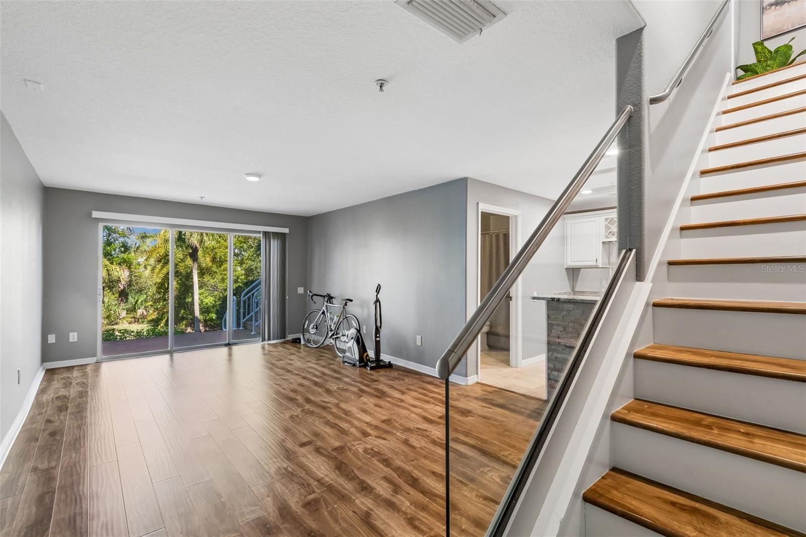 Image 35 of 58 For 4326 Spinnaker Cove Lane