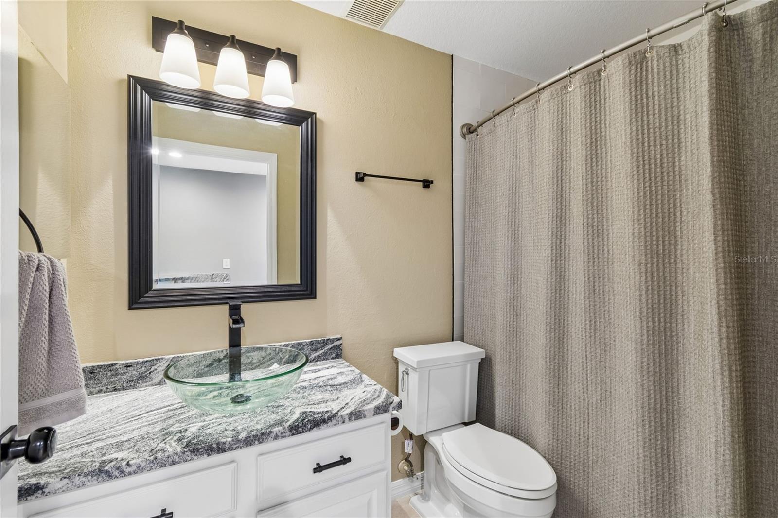 Image 37 of 58 For 4326 Spinnaker Cove Lane