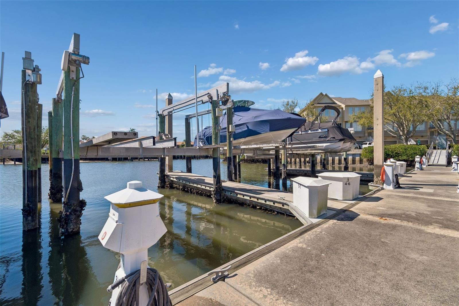 Image 45 of 58 For 4326 Spinnaker Cove Lane