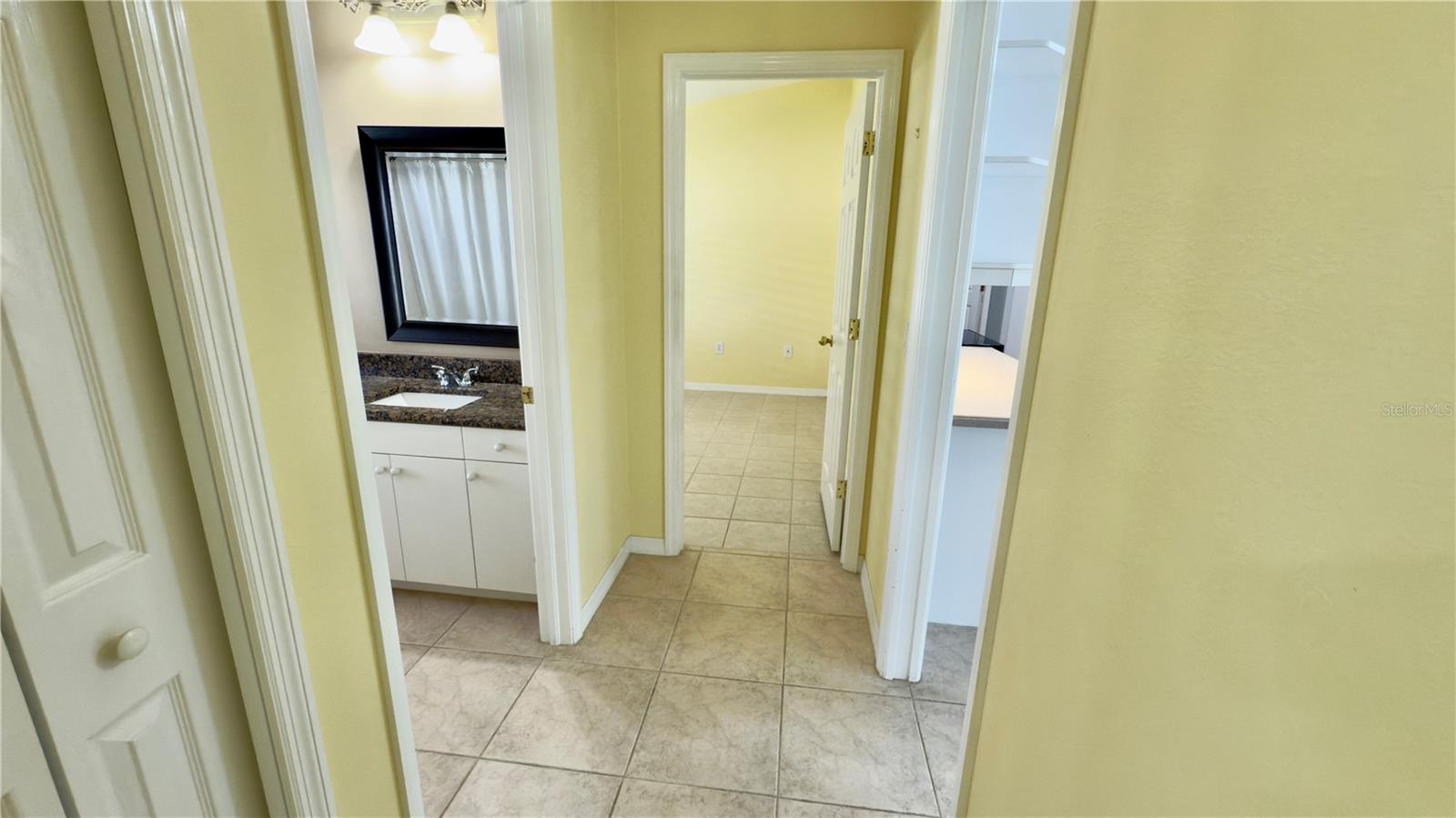 Image 26 of 61 For 2049 Larissa Court