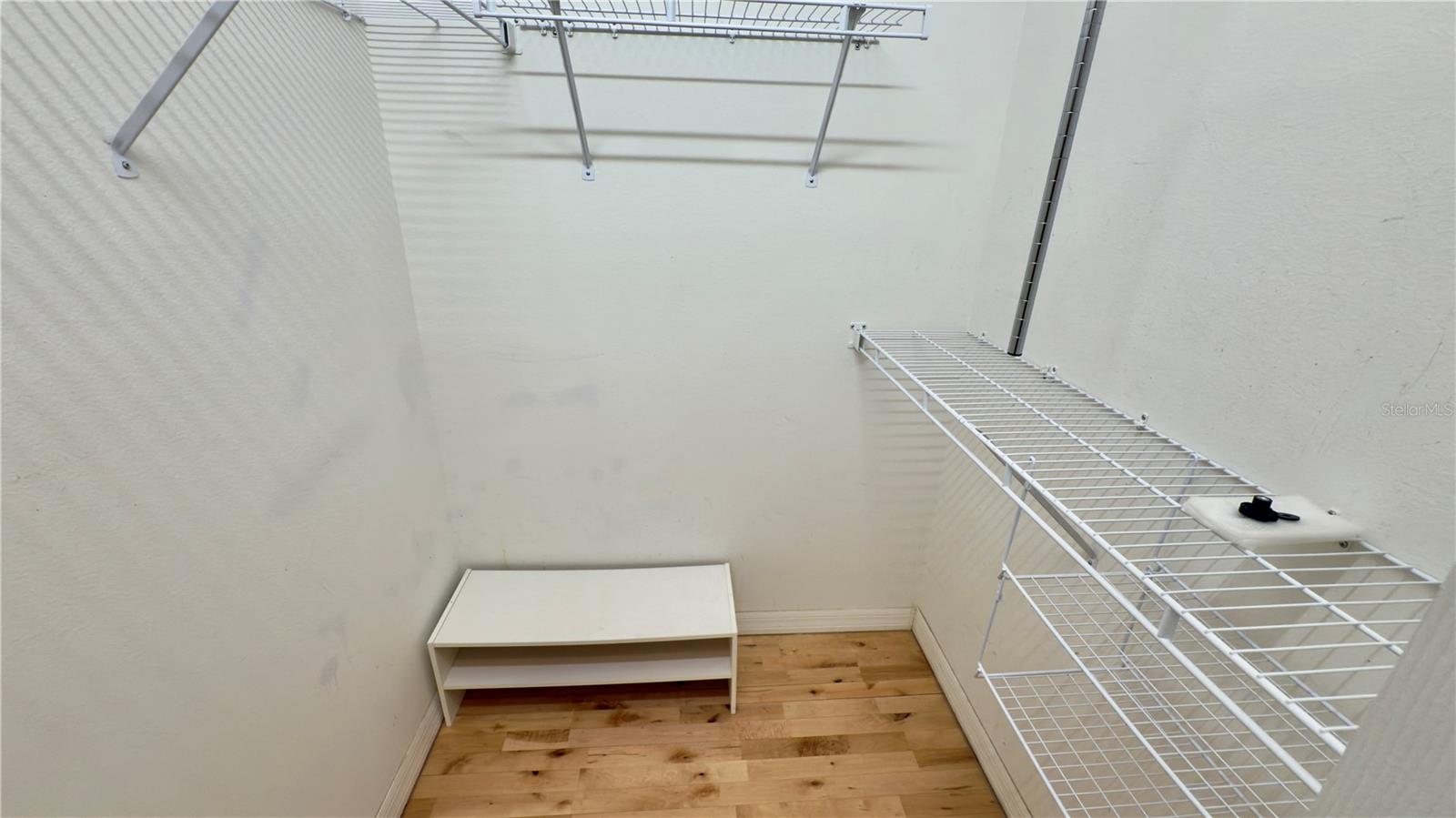 Image 35 of 61 For 2049 Larissa Court