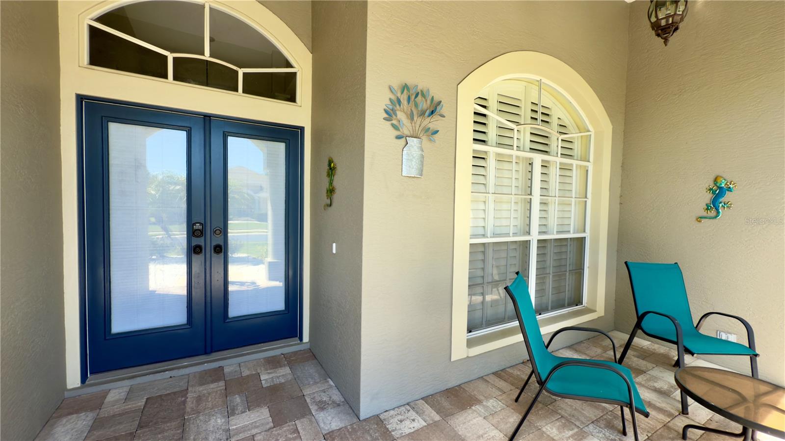 Image 9 of 61 For 2049 Larissa Court