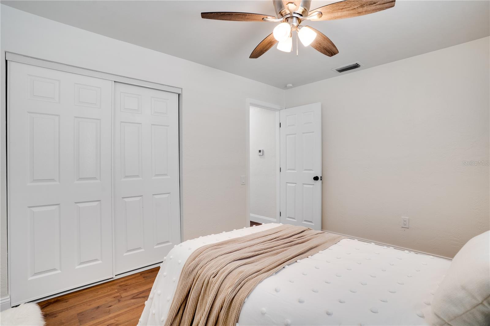 Image 20 of 36 For 11932 85th Terrace