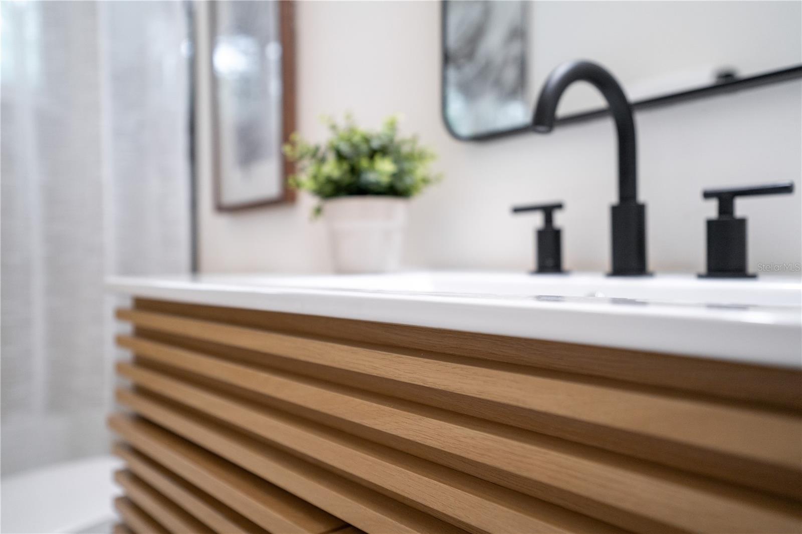 Image 22 of 36 For 11932 85th Terrace