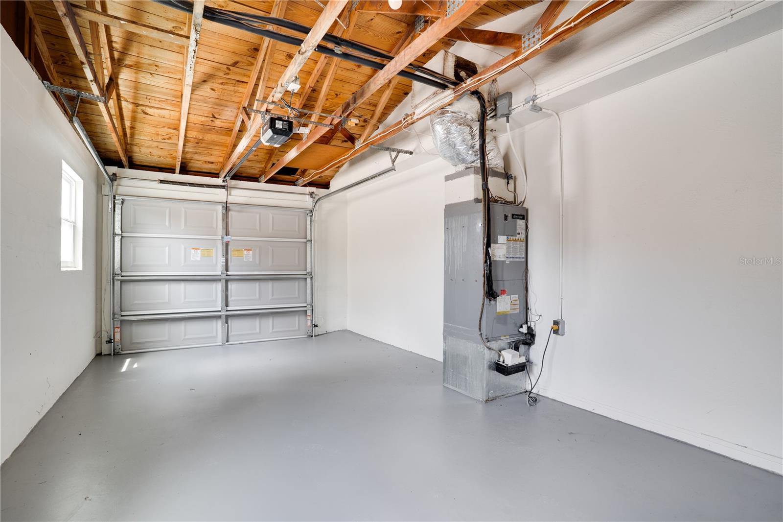 Image 25 of 36 For 11932 85th Terrace