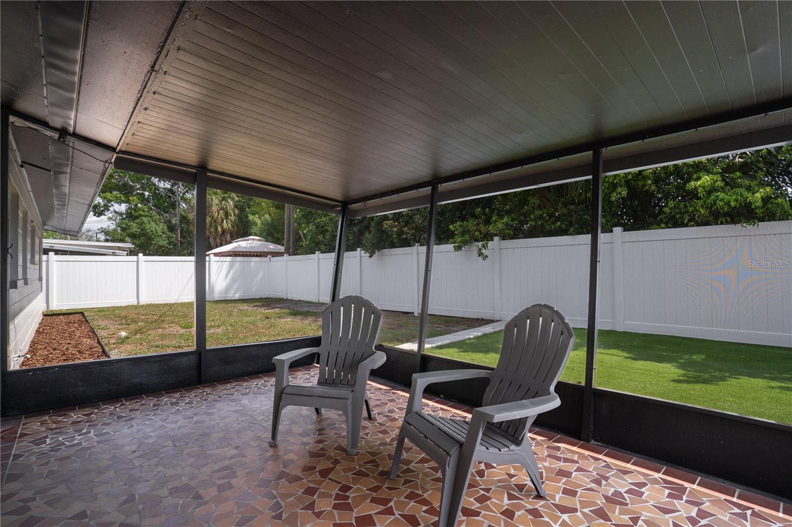 Image 26 of 36 For 11932 85th Terrace