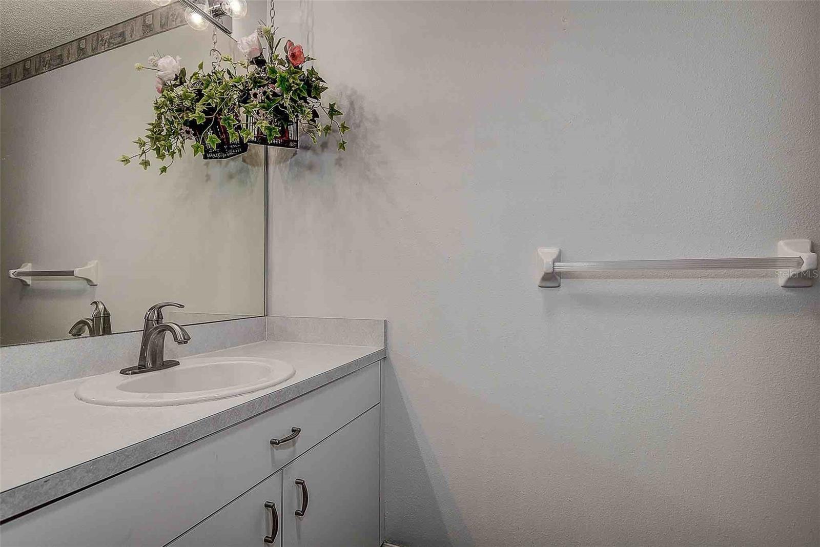 Image 20 of 40 For 1020 Trafalgar Drive