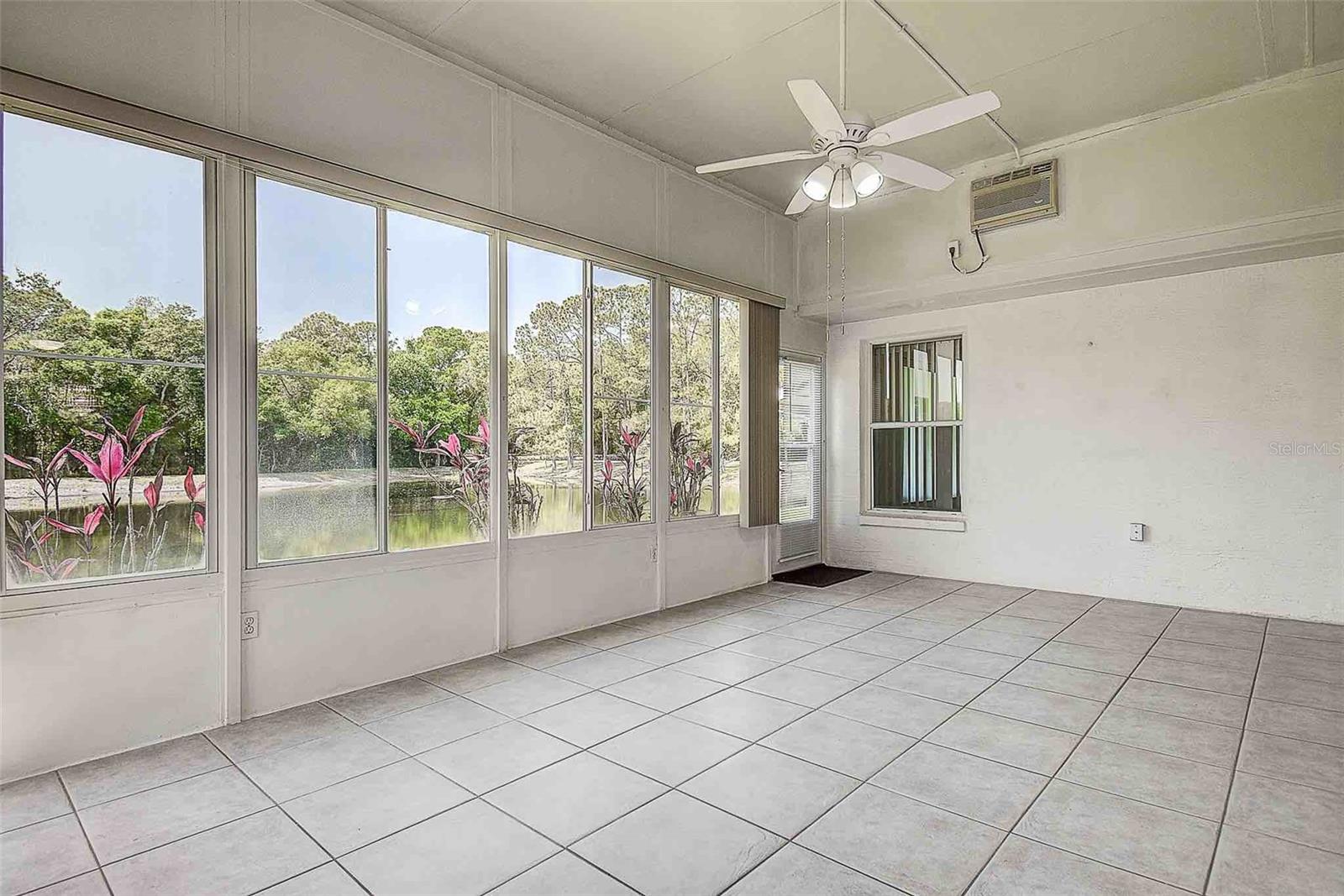 Image 25 of 40 For 1020 Trafalgar Drive