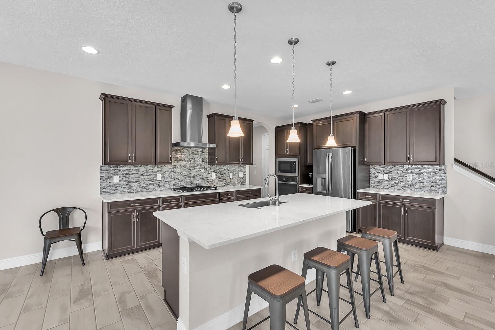 Image 15 of 52 For 14615 Red Castle Avenue