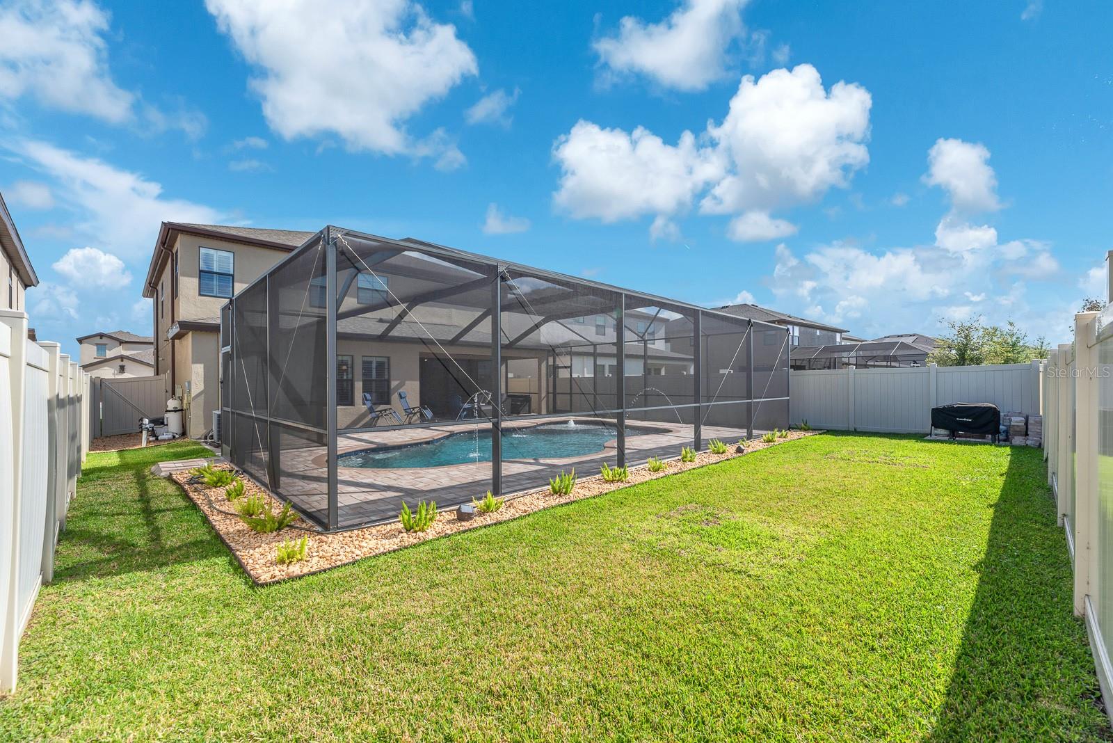 Image 37 of 52 For 14615 Red Castle Avenue