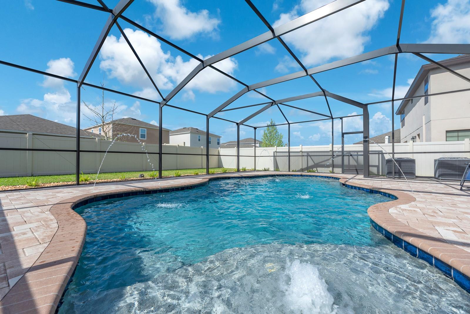 Image 5 of 52 For 14615 Red Castle Avenue