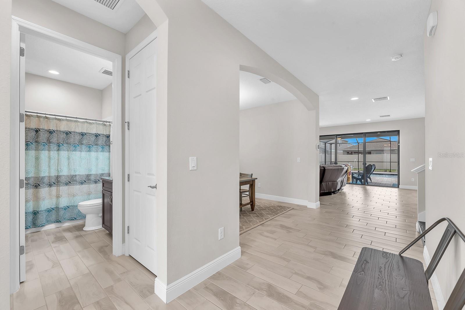 Image 8 of 52 For 14615 Red Castle Avenue