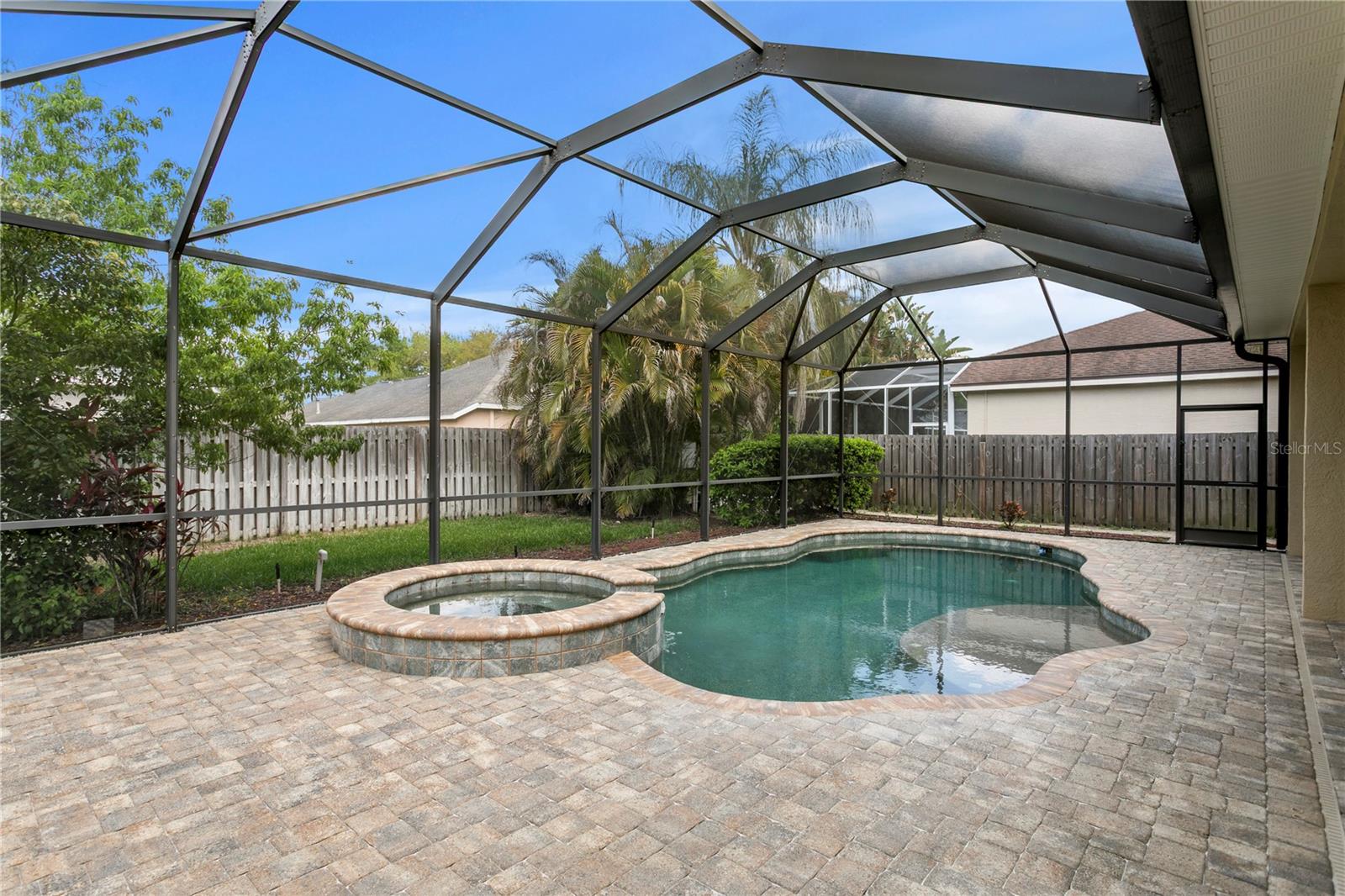 Image 40 of 65 For 10121 Kingsbridge Avenue