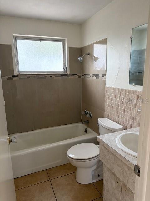 Image 6 of 8 For 6200 Silver Drive