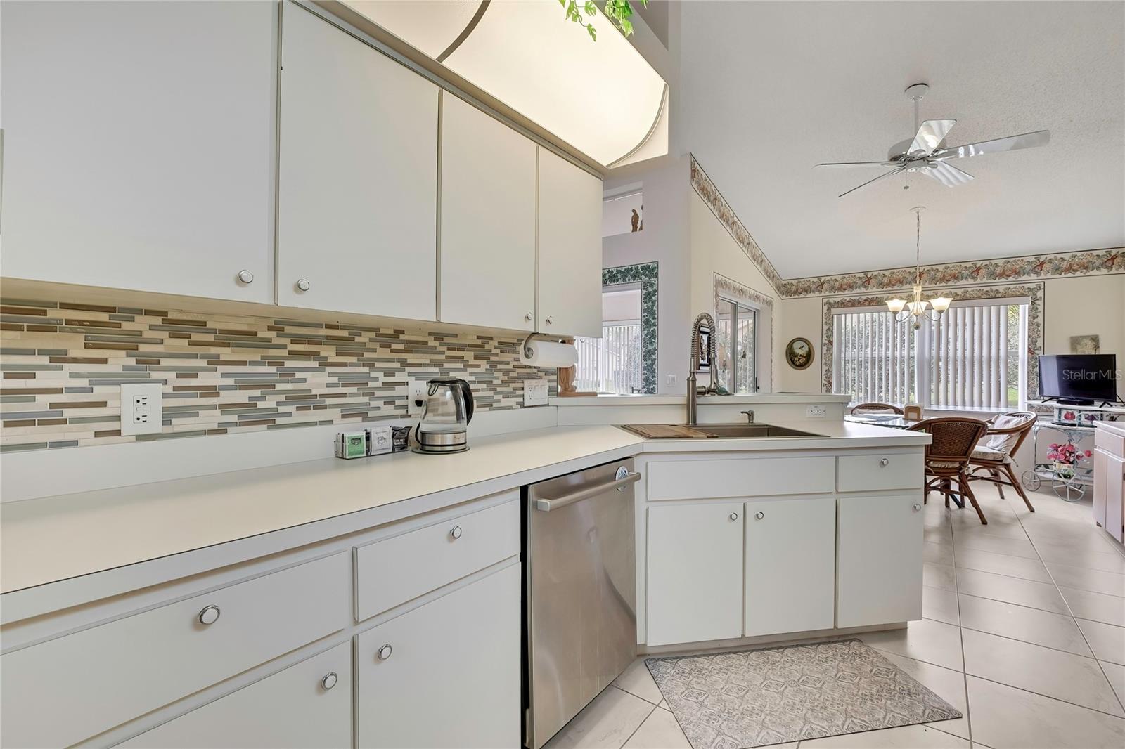 Image 12 of 40 For 2353 Summercrest Lane