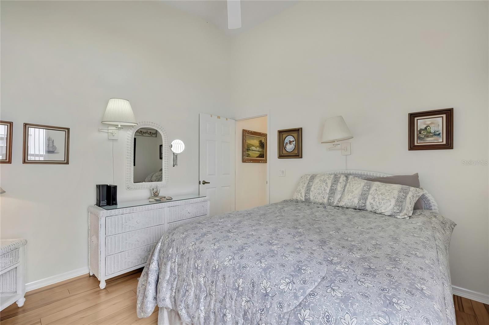 Image 31 of 40 For 2353 Summercrest Lane