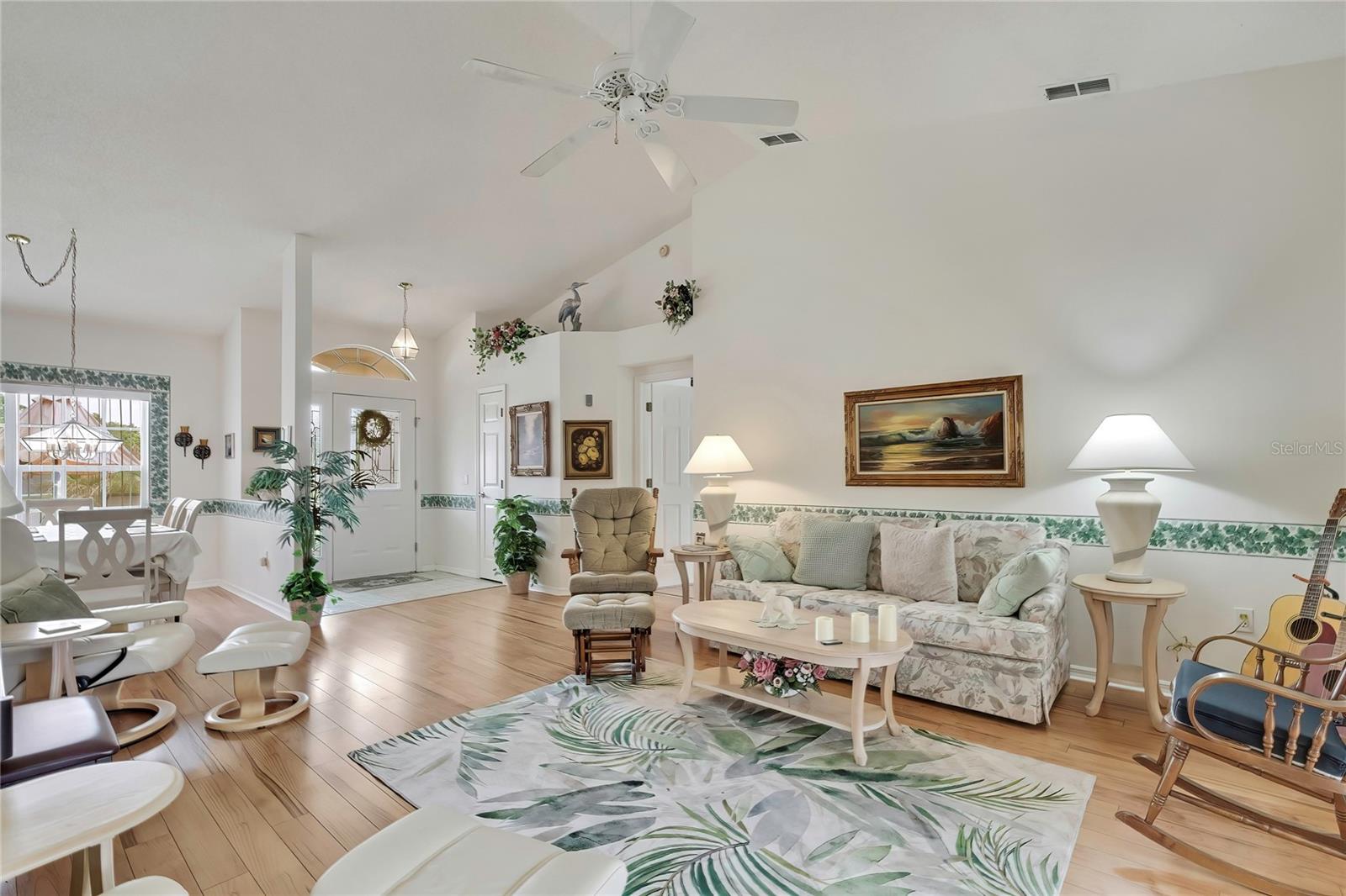 Image 5 of 40 For 2353 Summercrest Lane