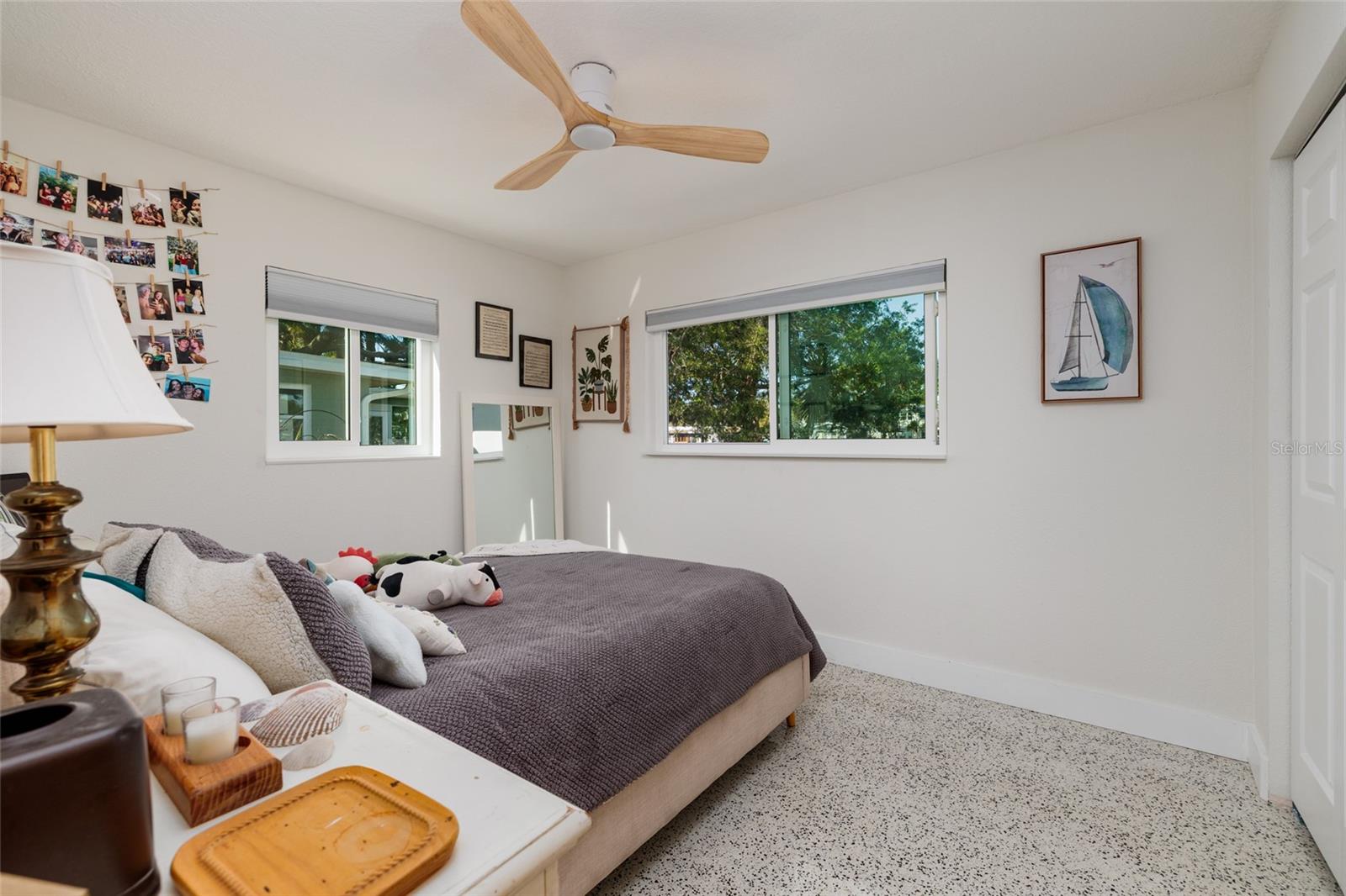 Image 24 of 32 For 9298 Sun Isle Drive Ne