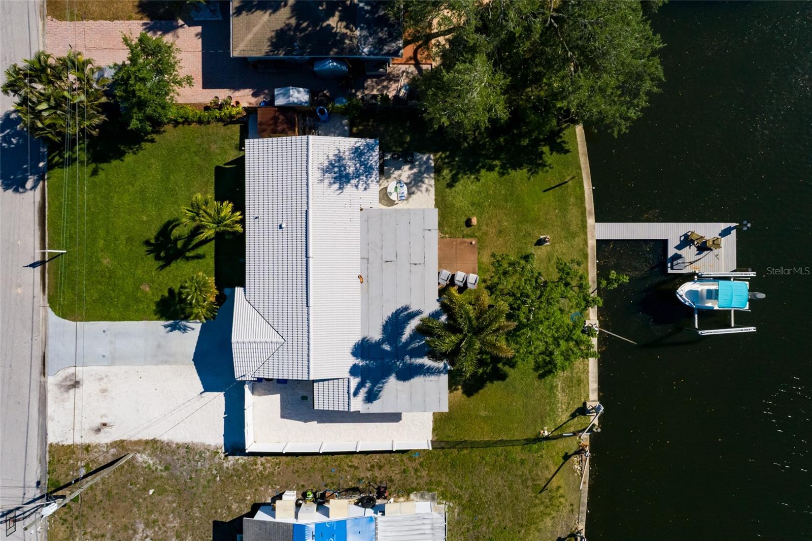 Image 26 of 32 For 9298 Sun Isle Drive Ne