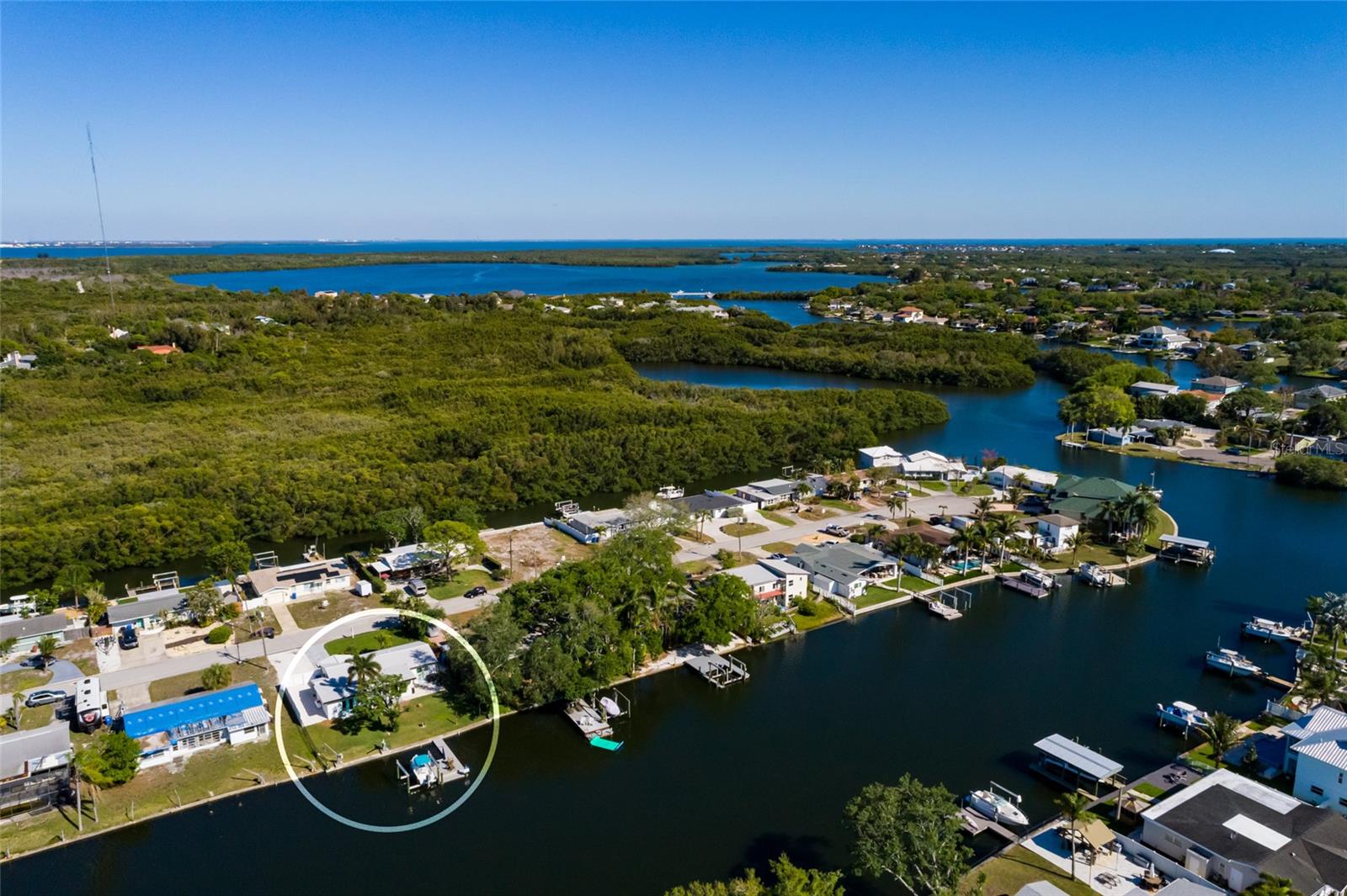 Image 30 of 32 For 9298 Sun Isle Drive Ne