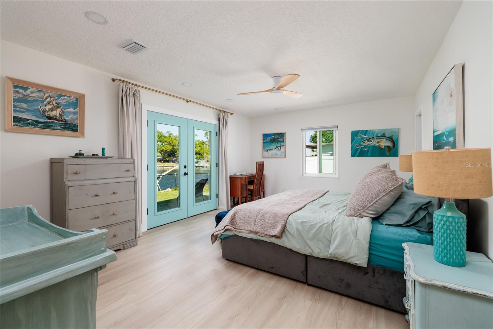 Image 9 of 32 For 9298 Sun Isle Drive Ne