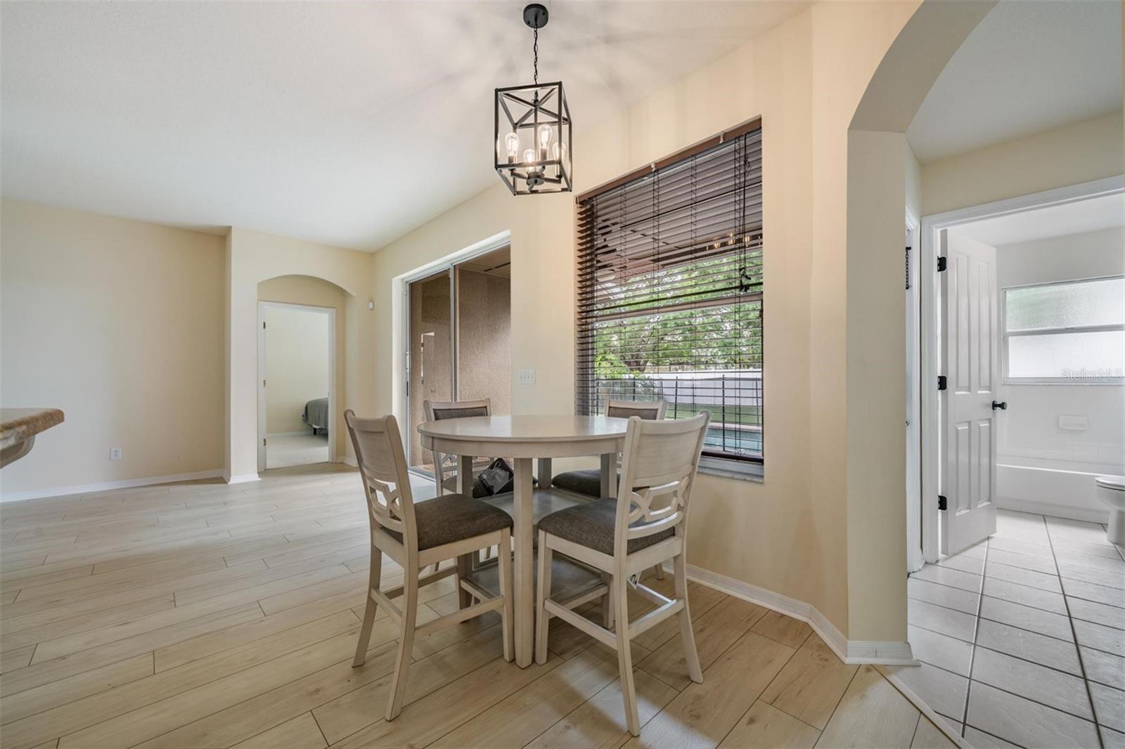 Image 13 of 50 For 22536 Magnolia Trace Boulevard