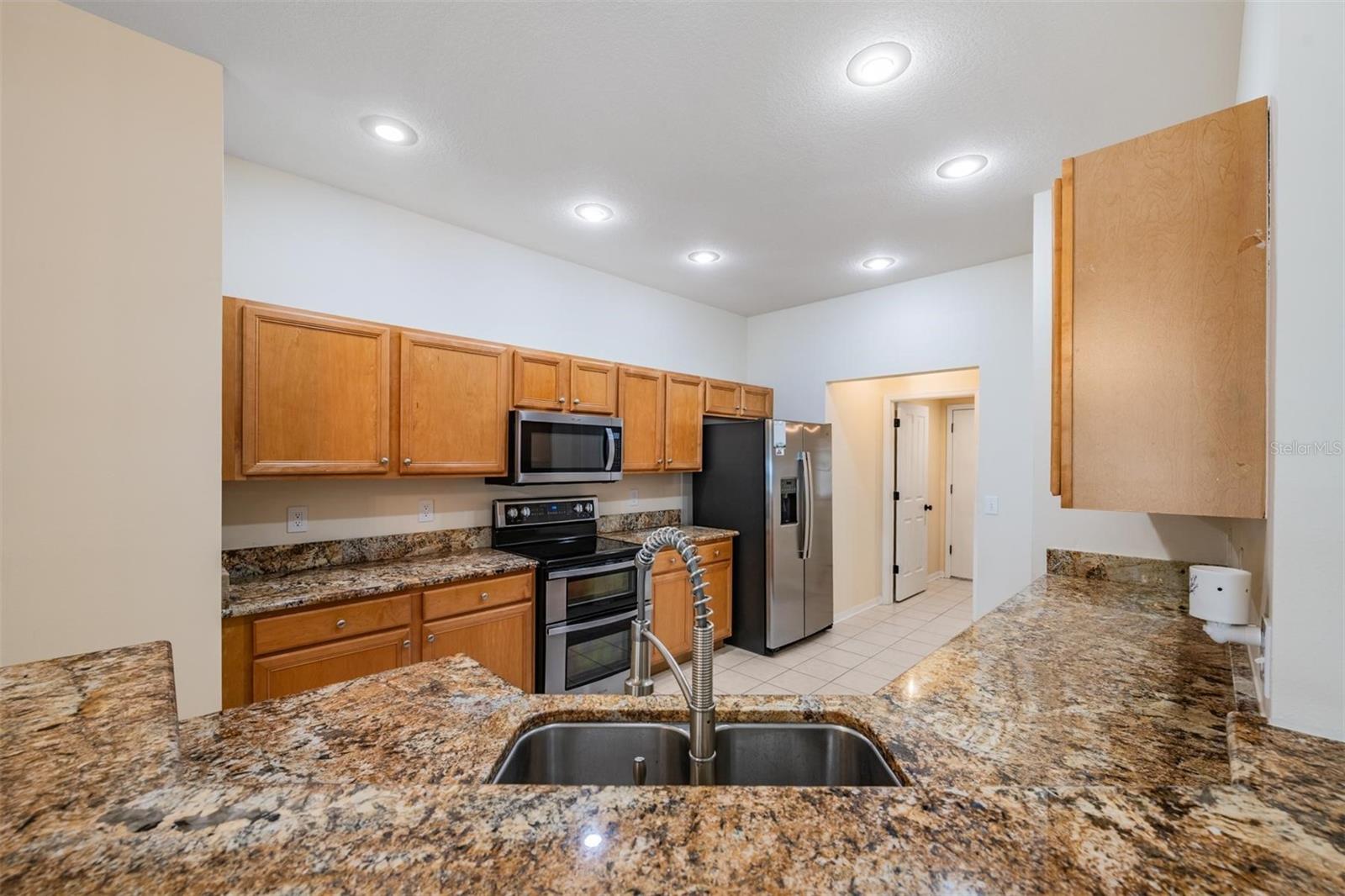 Image 16 of 50 For 22536 Magnolia Trace Boulevard