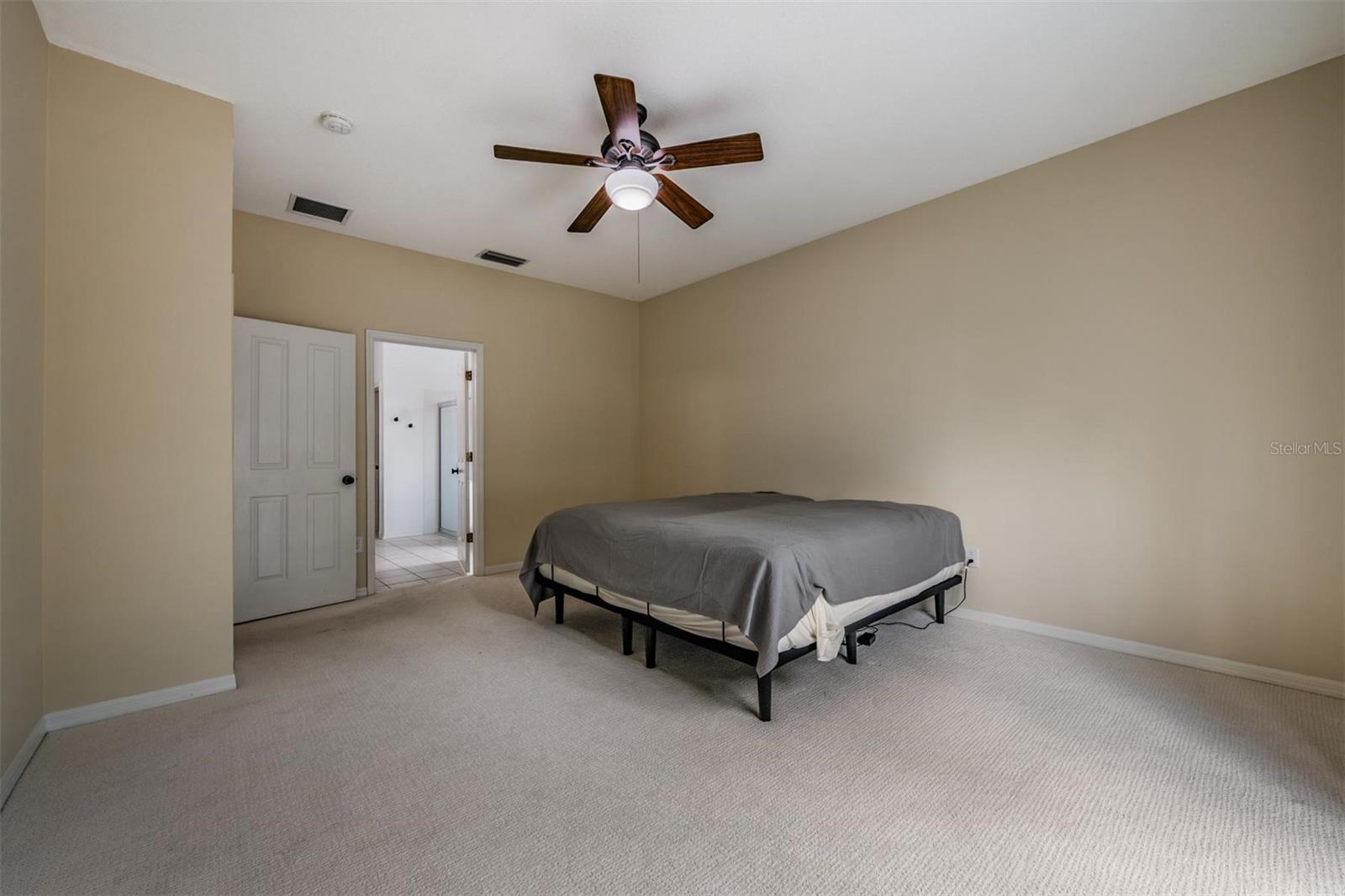 Image 23 of 50 For 22536 Magnolia Trace Boulevard