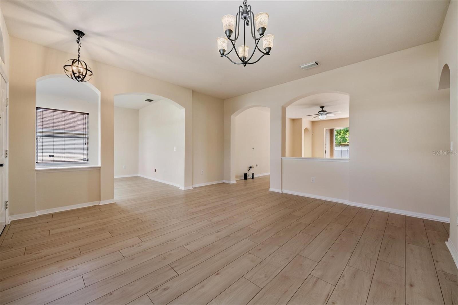 Image 4 of 50 For 22536 Magnolia Trace Boulevard