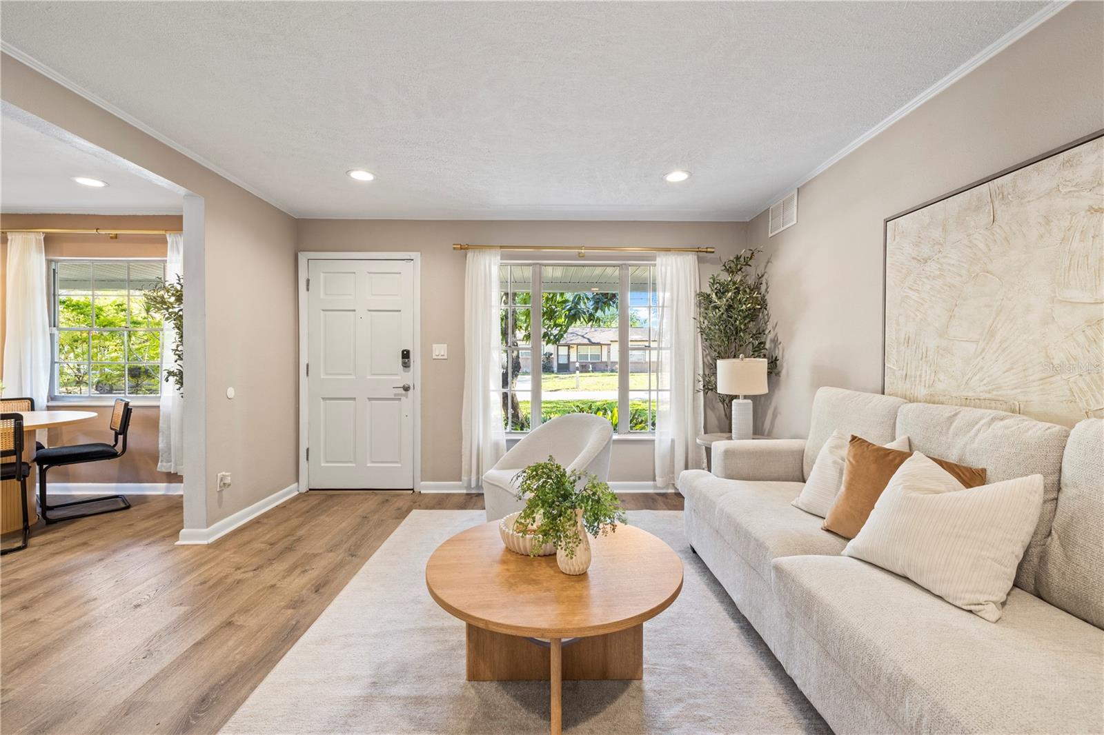 Image 13 of 50 For 815 Lowry Lane