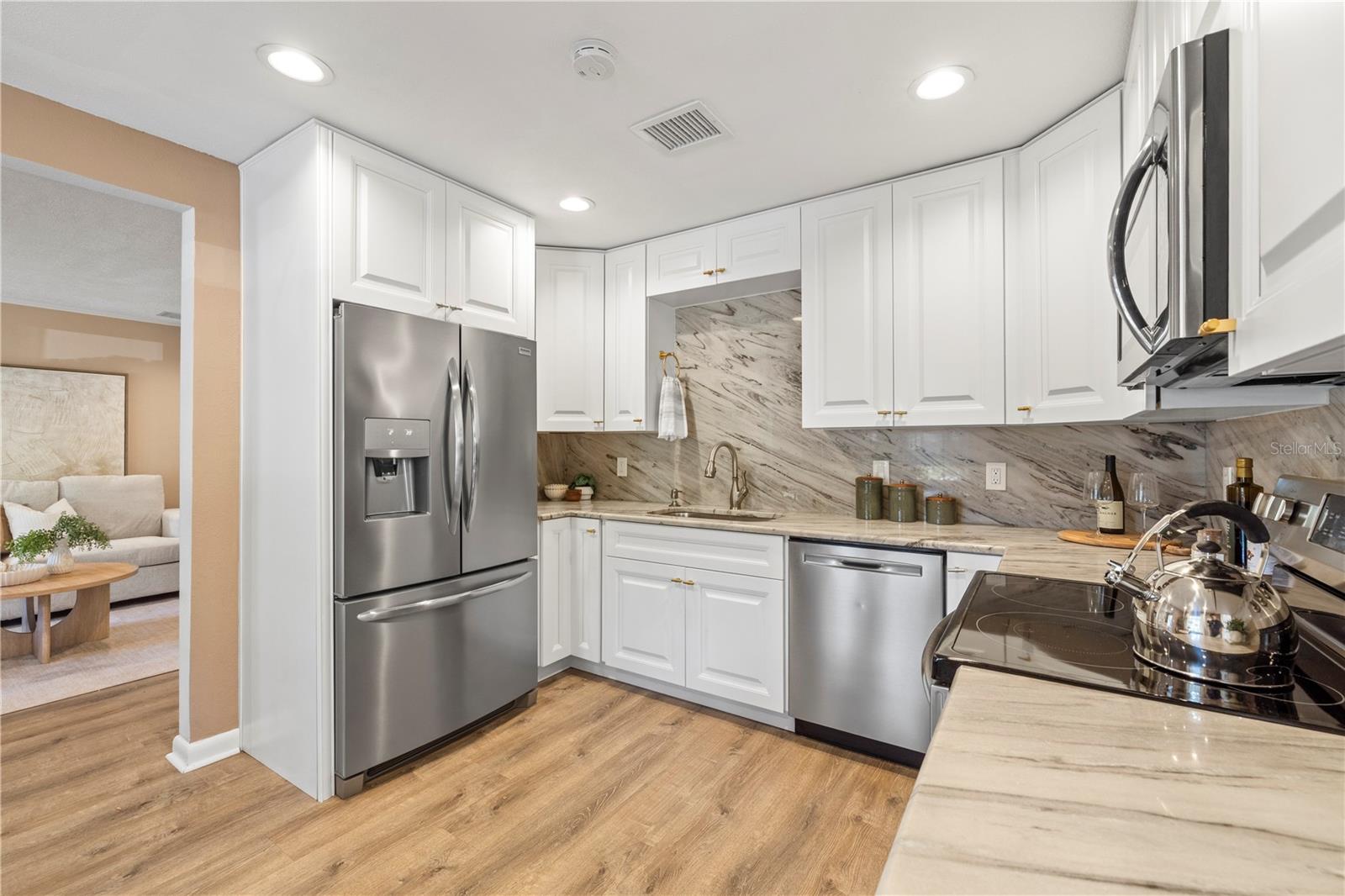 Image 17 of 50 For 815 Lowry Lane