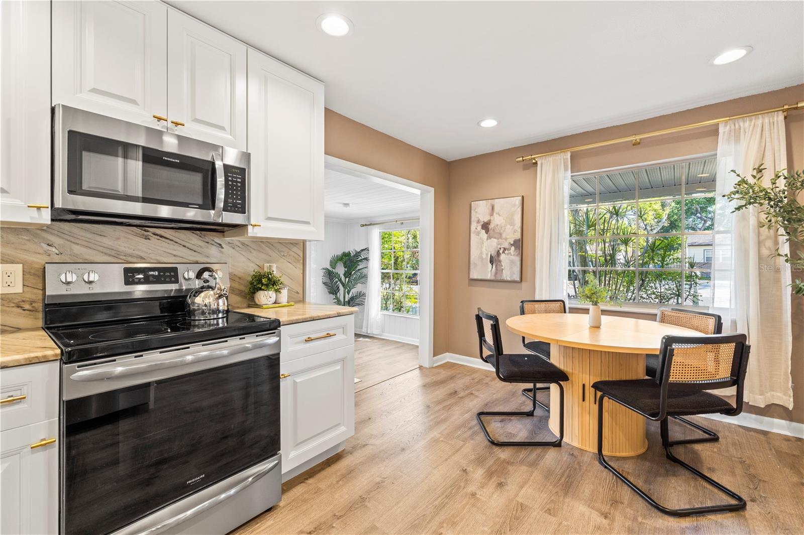 Image 19 of 50 For 815 Lowry Lane