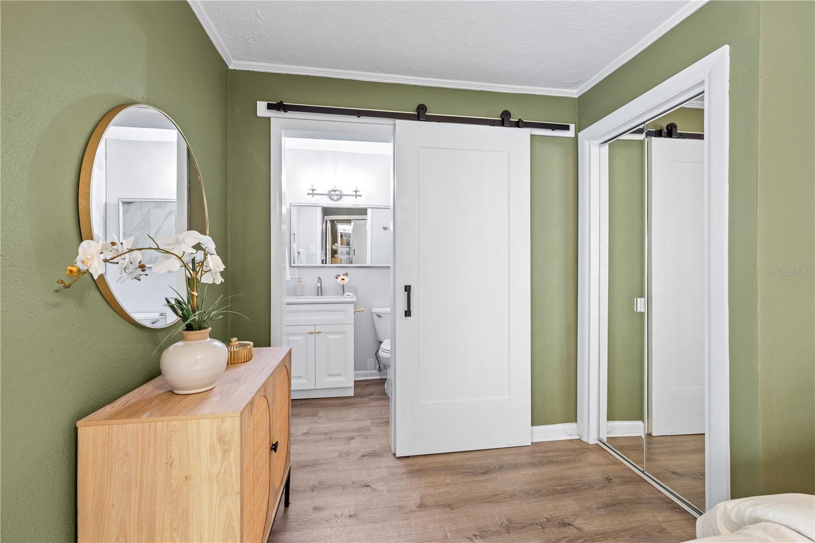 Image 27 of 50 For 815 Lowry Lane