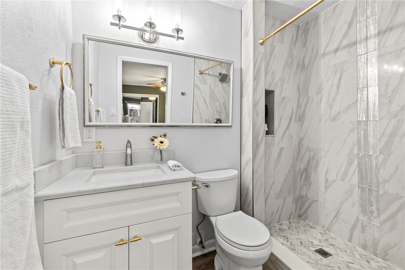 Image 28 of 50 For 815 Lowry Lane