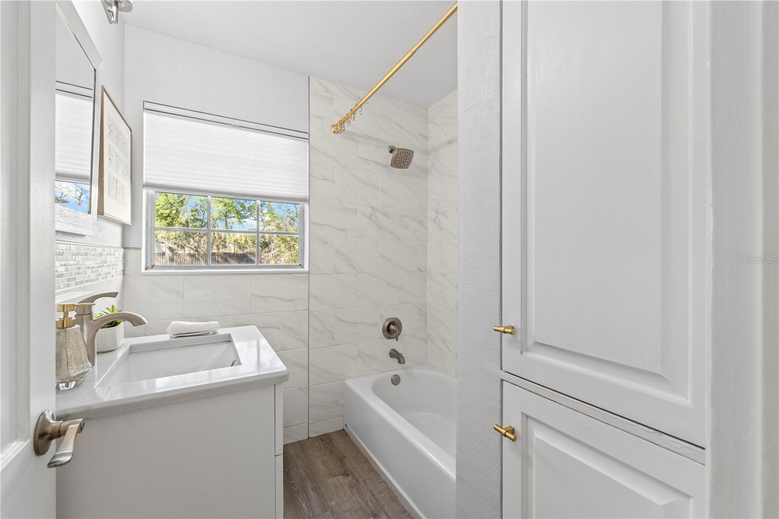 Image 32 of 50 For 815 Lowry Lane