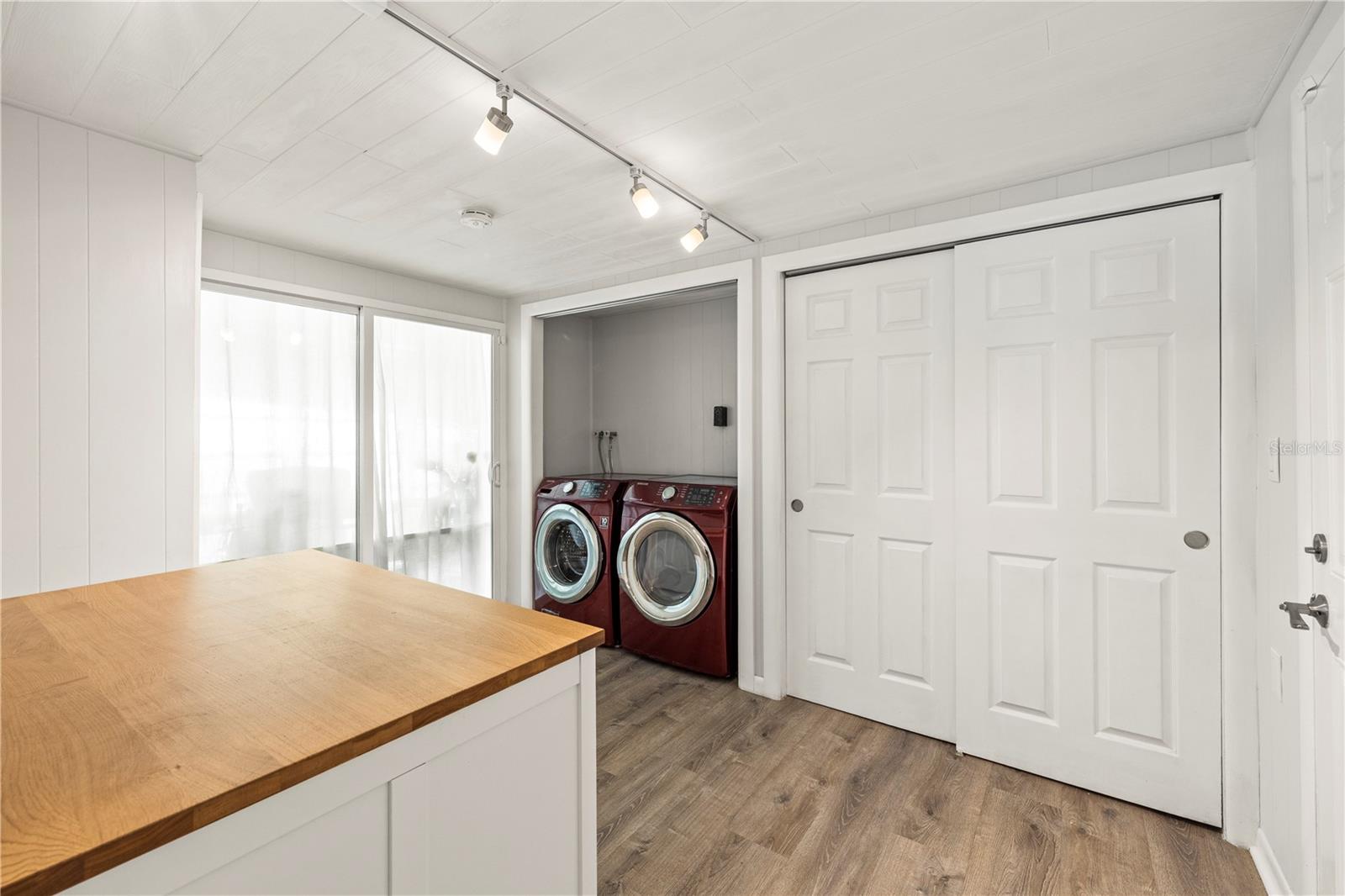 Image 38 of 50 For 815 Lowry Lane