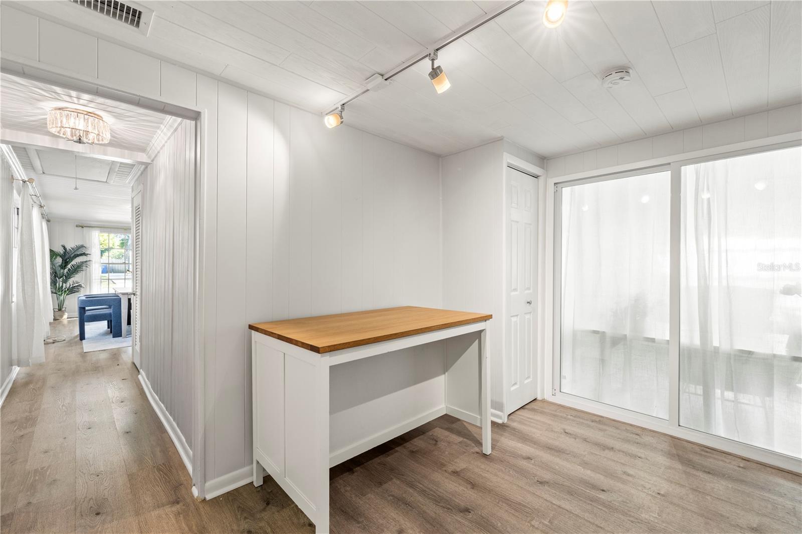 Image 40 of 50 For 815 Lowry Lane