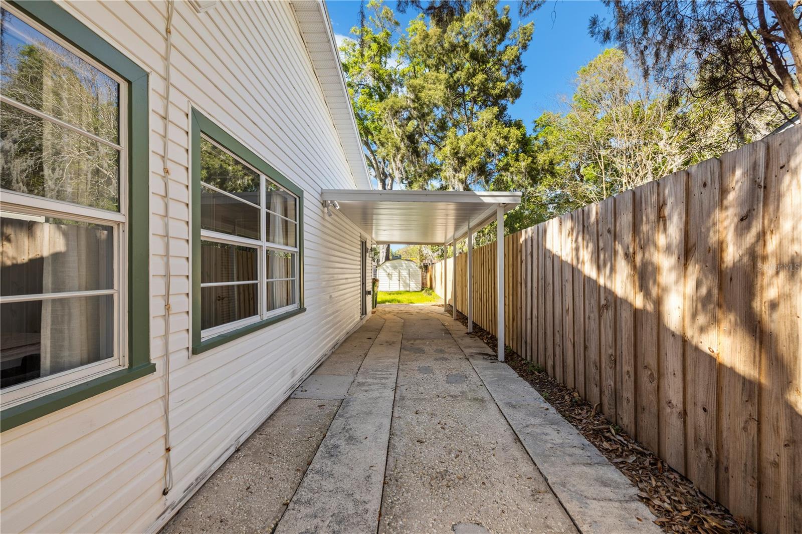 Image 8 of 50 For 815 Lowry Lane