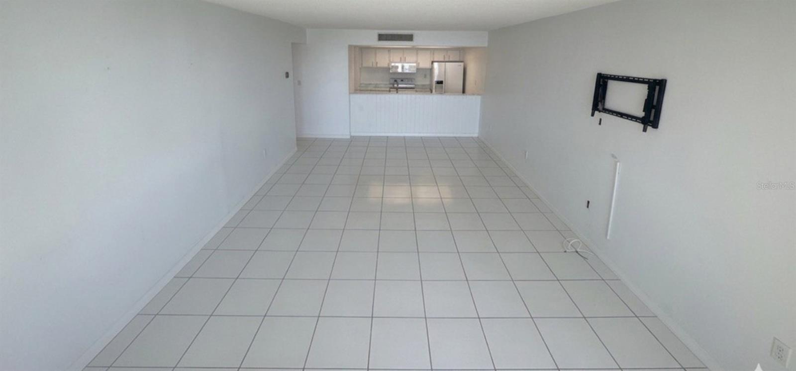 Image 13 of 31 For 450 Gulfview Boulevard 1208