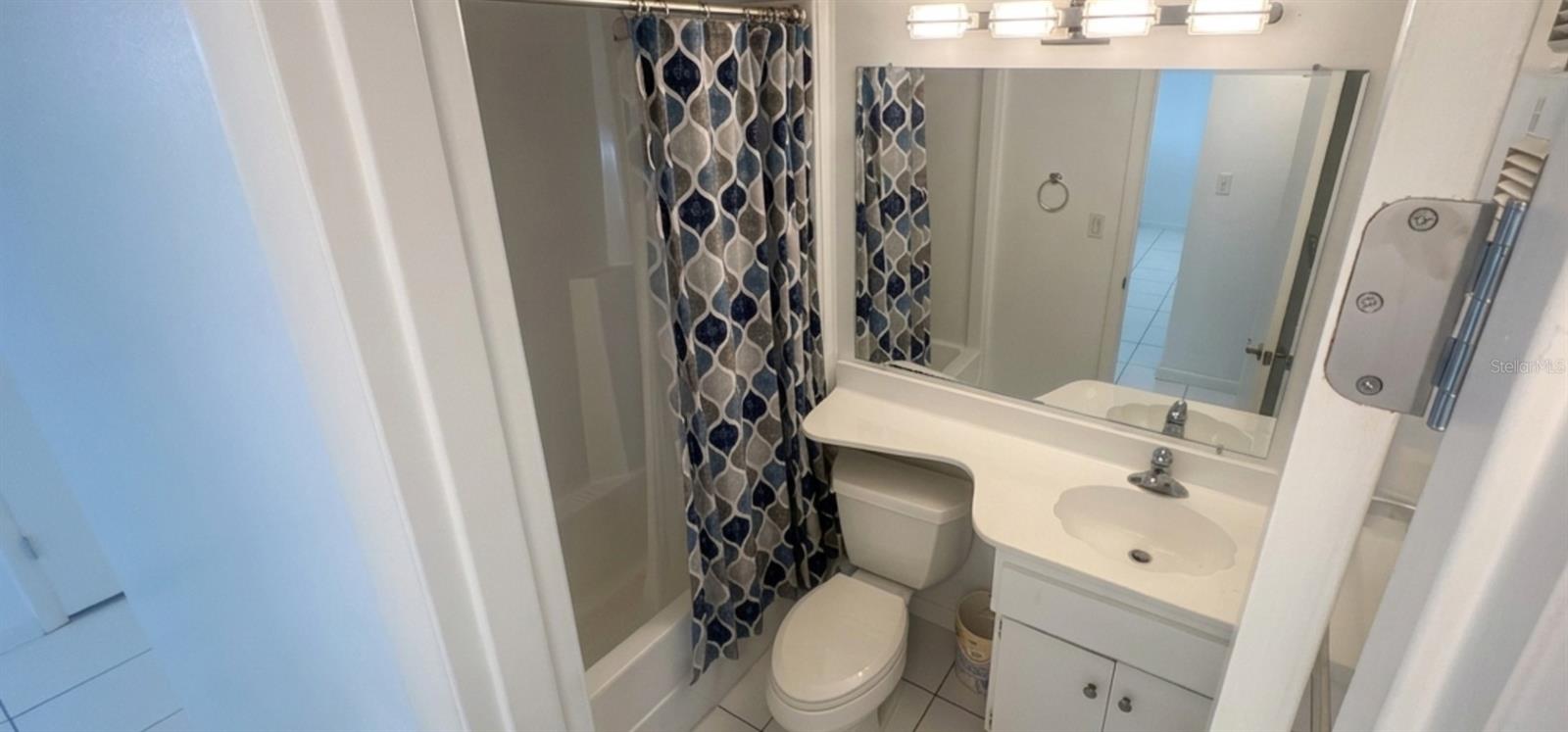 Image 18 of 31 For 450 Gulfview Boulevard 1208