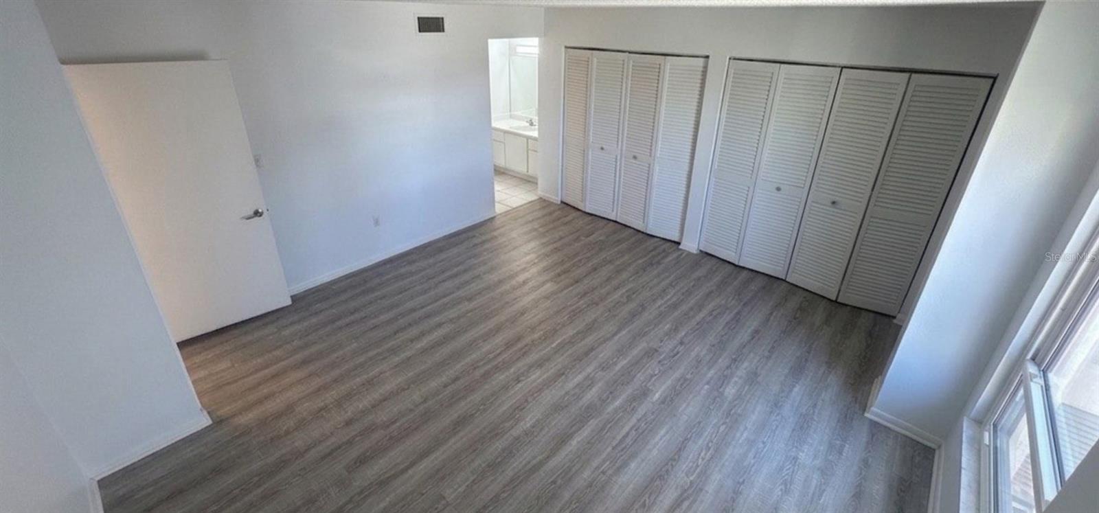 Image 22 of 31 For 450 Gulfview Boulevard 1208