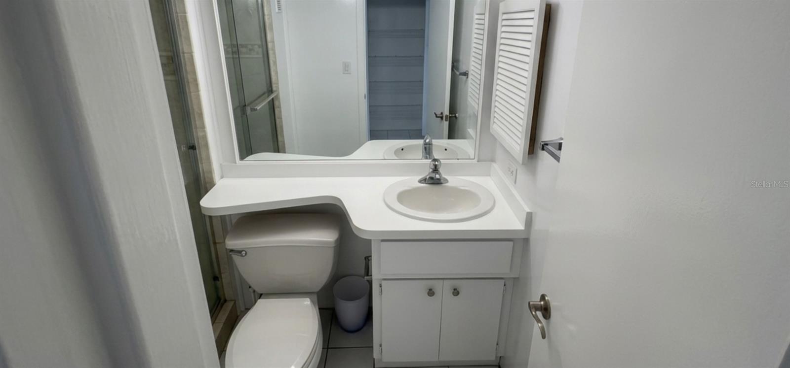 Image 25 of 31 For 450 Gulfview Boulevard 1208