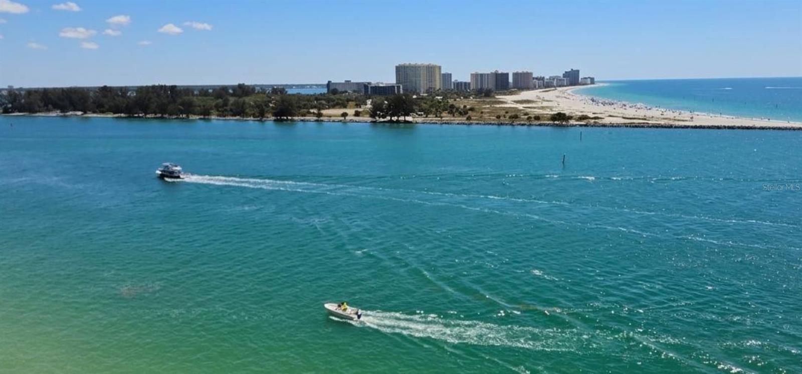 Image 5 of 31 For 450 Gulfview Boulevard 1208