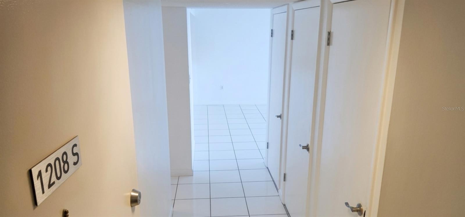 Image 7 of 31 For 450 Gulfview Boulevard 1208